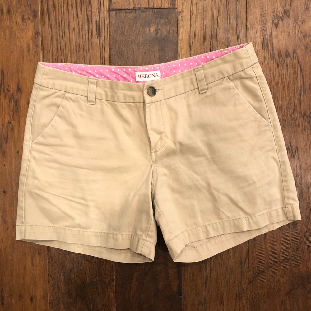 Women’s size 6 Merona khaki shorts